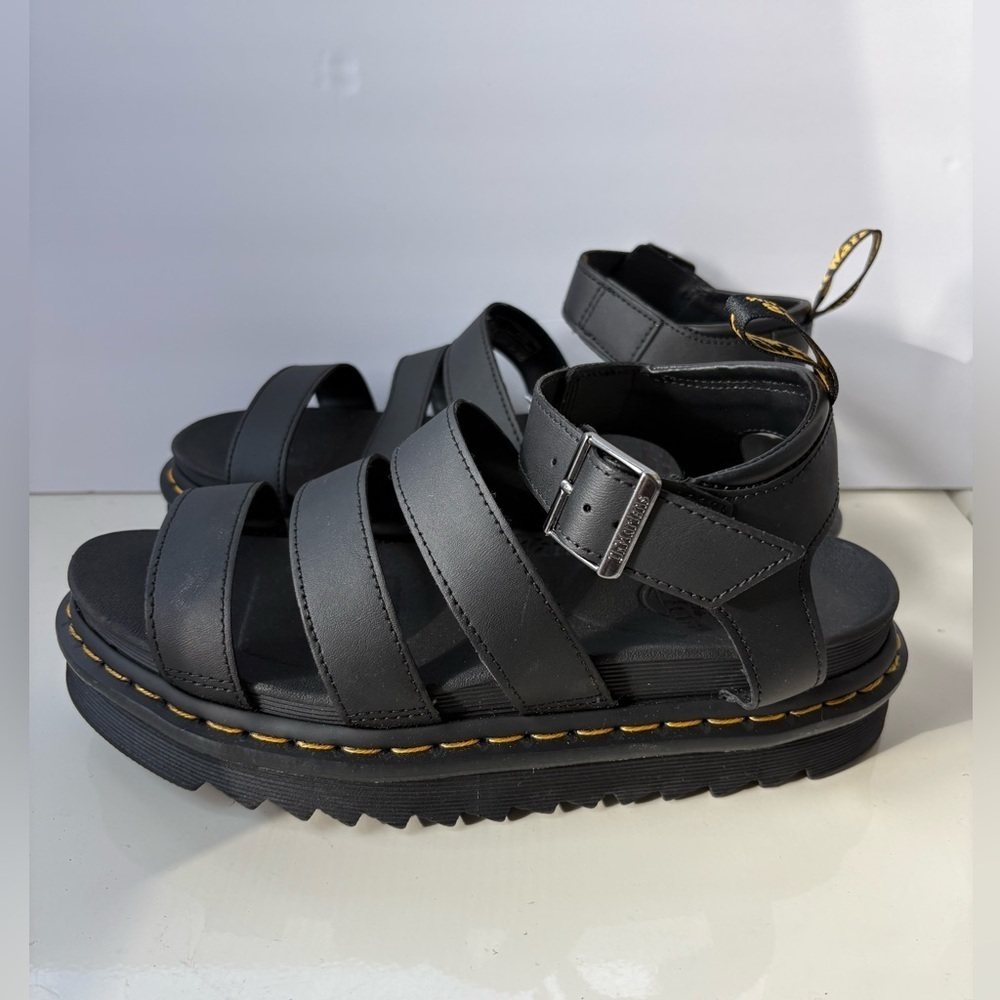 NWOT Dr. Martens Blaire Hydro Leather Sandals Size 9 Women’s - Picture 2 of 13